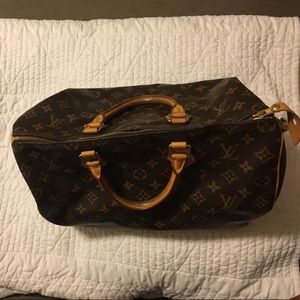 Louis Vuitton Speedy 30